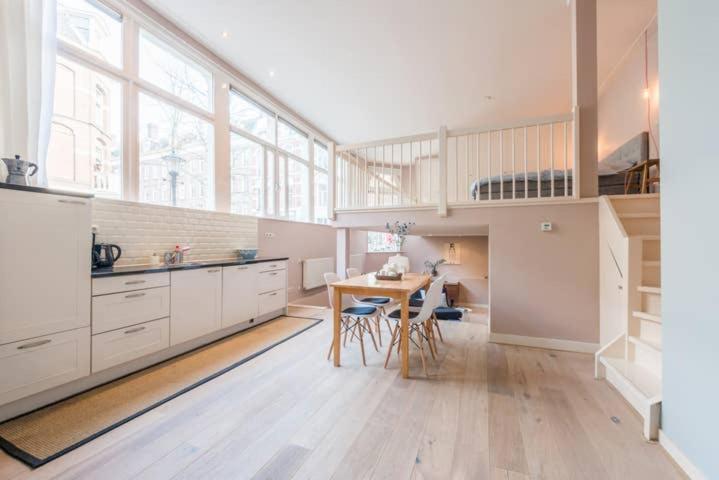 Hip Split Level Apartment On The Ground Floor Amsterdam Esterno foto